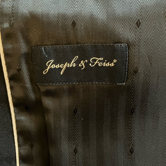 Joseph & Feiss Navy Suit - Picture 4 of 5